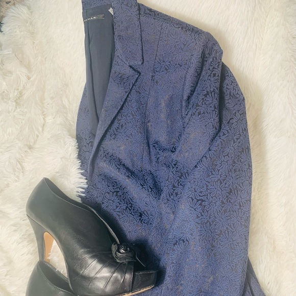 Floral Jaquared embellished blazer - Picture 1 of 9